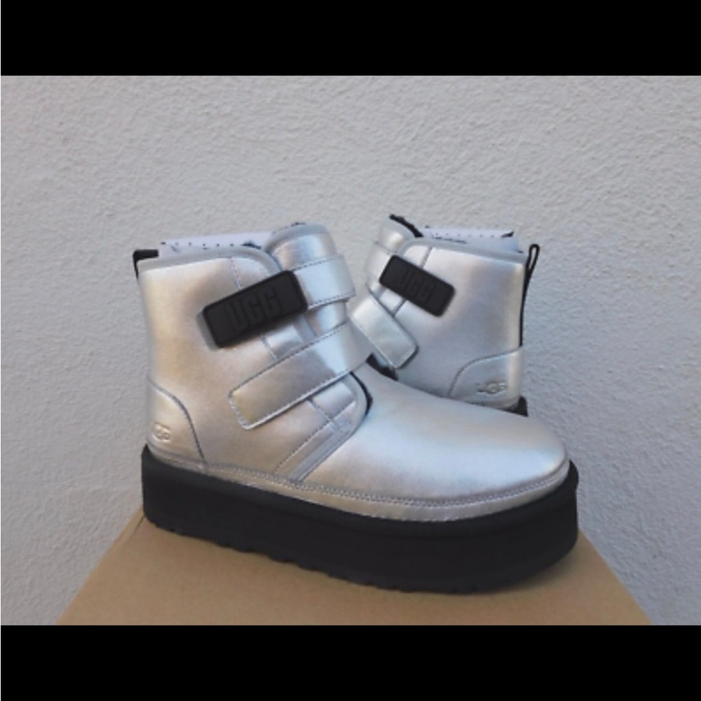 UGG Neumel Platform Leather
